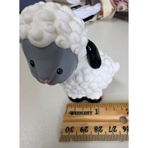 Vintage FisherPrice 1997 Sheep Lamb Toy Replacement Figure Farm Nativity US WEAR - Picture 12 of 13